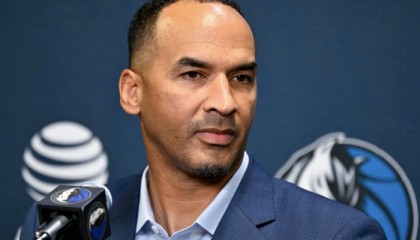 开云体育登录-A史密斯：哈里森交易东契奇是极恶劣操作，他在NBA再也找不到工作了|尼科·哈里森|卢卡·东契奇|德雷蒙德·格林|安东尼·戴维斯|约什-格林_新浪体育_新浪新闻